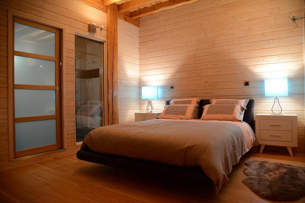 Domaine Du Mont Monnet - Chambre D'Hotes & Gite Longes Esterno foto